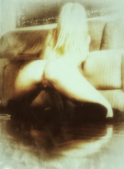 streettab:  boudoiresshannon69:  Artist: @streettab Model: me   #nude #naked #sensual #sexual #breast #genital a lovely couple from Canada let me edit their work give them some #love and support