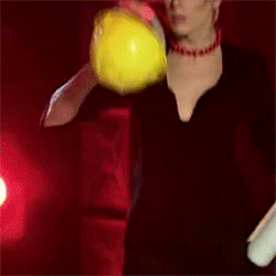 Fuck Yeah! Drag Race gifs!