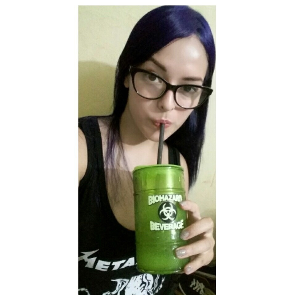 anawuisha:  Otra puta más de Veracruz  Nury Hill