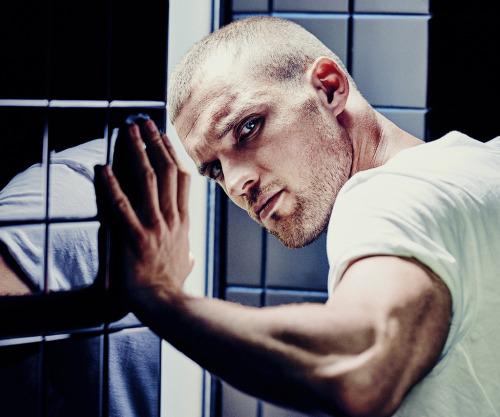 thronescastdaily:Ed Skrein Photographed by Eric Ray Davidson