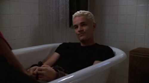 proud-to-be-a-freak:  New sexual orientation: Hot people in bathtubs…