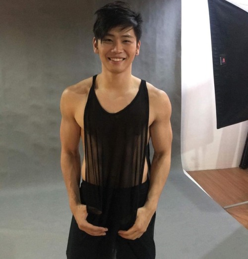 365daysofsexy:AGASSI CHING of Filipino boy band 1:43