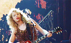 redtournews:Fearless/Speak Now Tour » Red Tour“Some things never change.”