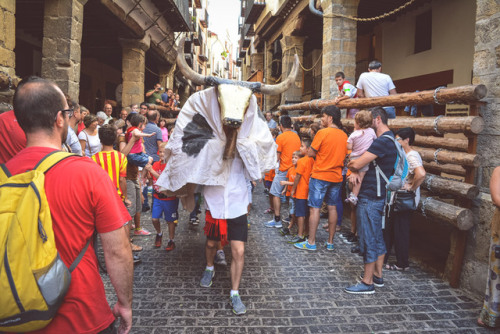 useless-catalanfacts:Patronal festivities in Els Ports, Valencian Country.Photos from elsports