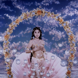 moon-bazaar:Pierre et Gilles, Momoko Kikuchi