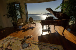 creativehouses:  A Marin County Piano Room