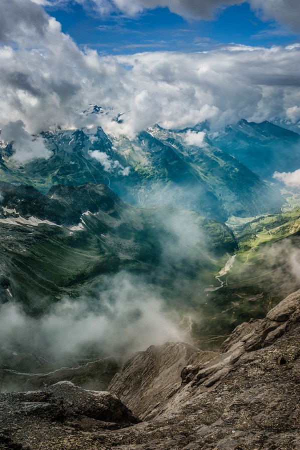 pannekoekman:  Now I know I’ve been away by Kalagonda 