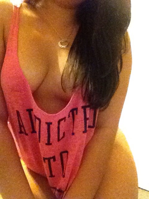 ohshoothannah:  Me ft. my weirdly perky boobs tonight and my stretch marks. Yay for imperfections.
