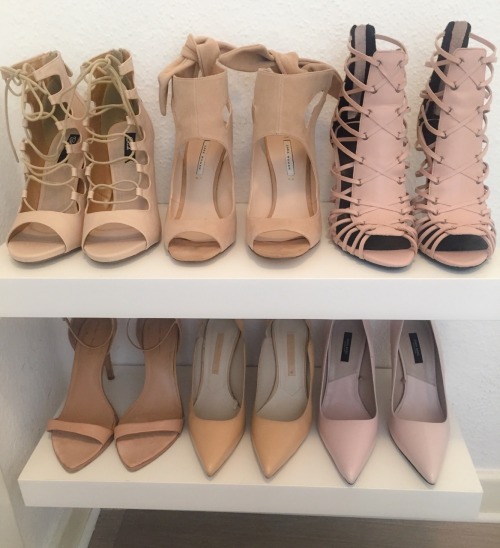 bohoey: lux-louboutins: lux-louboutins.tumblr.com/ bohoe