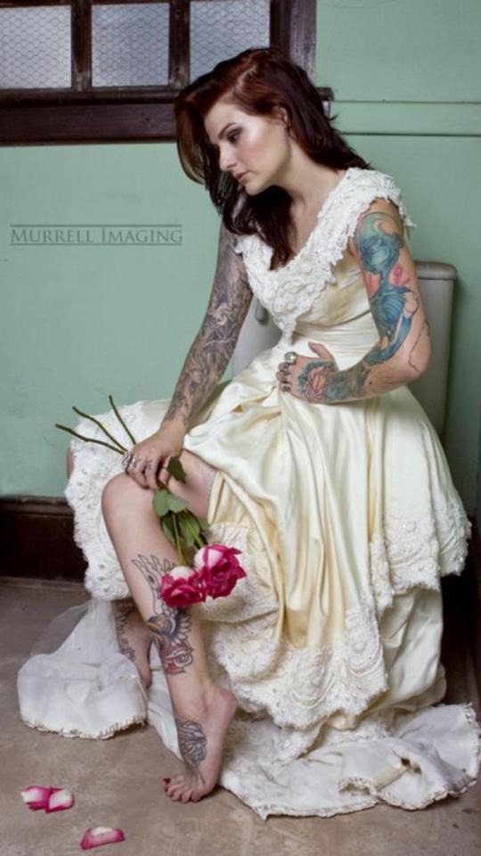 Women with tatoos