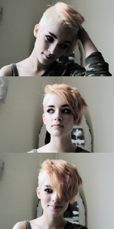 plagued-and-tortured:  pale—ghosts:  better pics of me and my new hair  