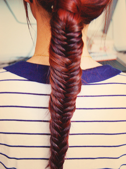 Hairstyles (click to enlarge)6. Figure-8 braid7. Fishtail braid