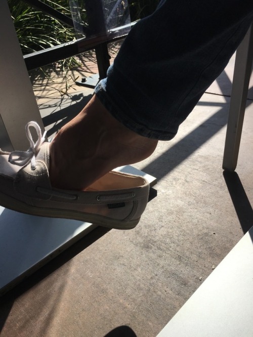 opentolife37: Happy hour drinks with my girlfriend!  Can’t wait to start warmer weather.. you?