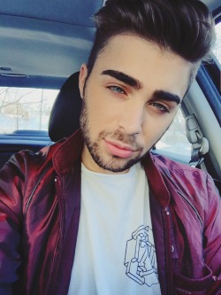 Kingkhii:  Cutie …