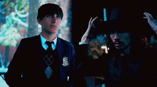 andyoudoctor:happy birthday hargreeves siblings (oct. 1st)!!!