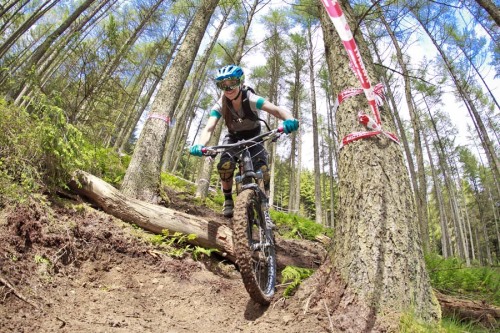singletrackworld.com/2015/03/tweedlove-gets-its-geek-on/