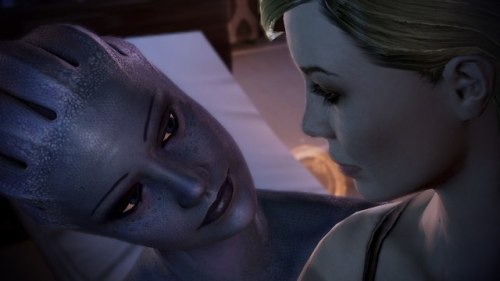 keepheyya: I watched my screenshots from ME3 and have found this… pic  love these two