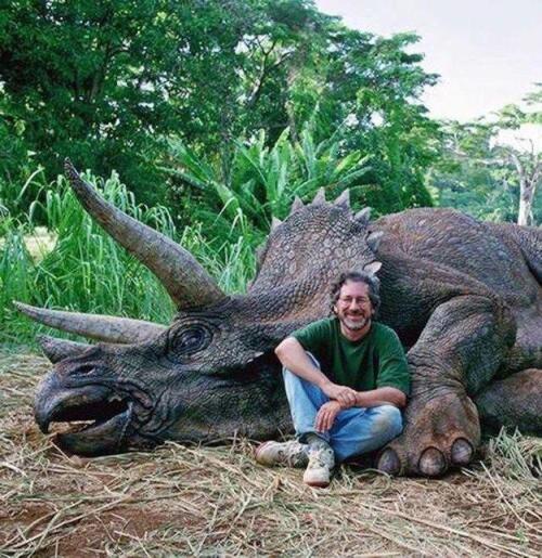 shittymoviedetails:Director Steven Spielberg insisted on killing the triceratops himself to use for 