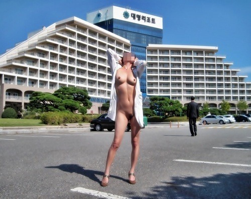 bonjwa1:  얼굴노출                 출처 : 본좌닷컴(http://bj.33.co.kr)