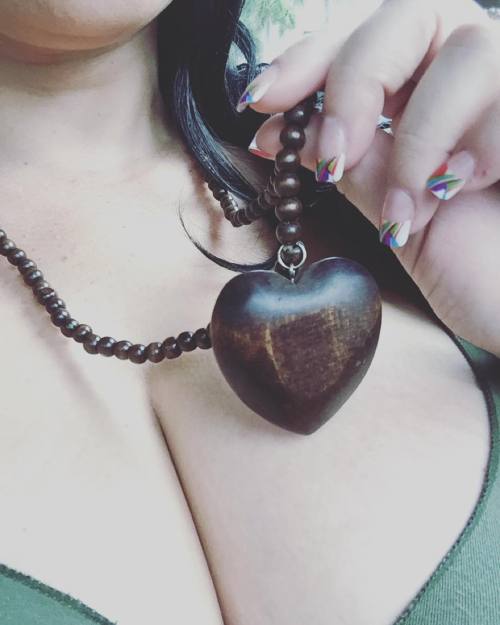 Gold and  silver are very nice but this kind of jewelry is one of my favorites… #angelinacastrolive #angelinacastro #latina #sexy #cuban #hot #bbw by laangelinacastro