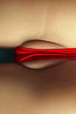 red-hot-lingerie:  🍒