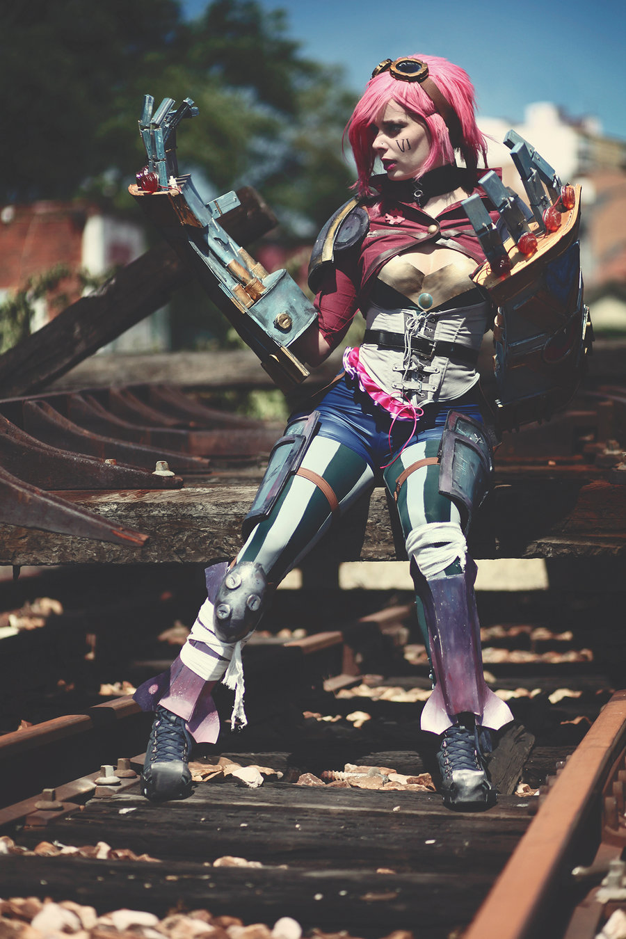 saiyaka:  Holy crap, here comes Vi :o cosplaygen:  (via Vi - close up by ThelemaTherion