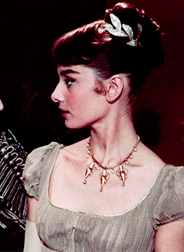 queennymeria:AUDREY HEPBURN AS NATASHA ROSTOVA IN WAR AND PEACE (1956)