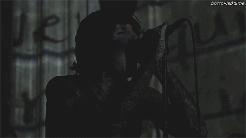 borrowedtiime:  Bring Me The Horizon // Can You Feel My Heart (x) 