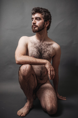 hairylifemodel:  Lee Roberts, December 2013 