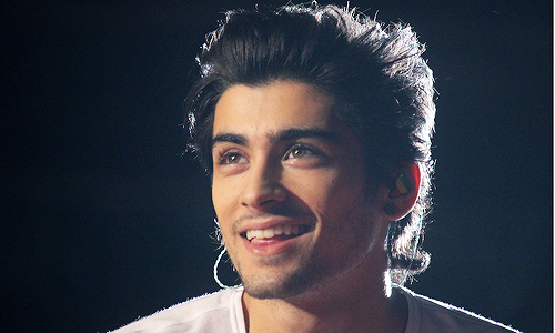 harrystylesdaily:  Gillette Stadium - 8/08 (cred) 