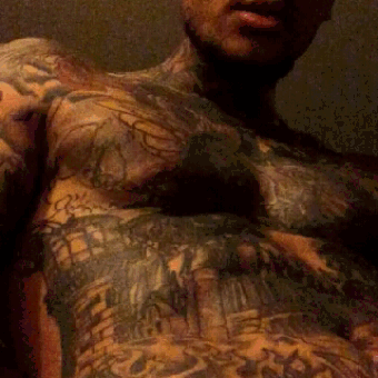 notty06:  Damn who is this dude…. inbox me