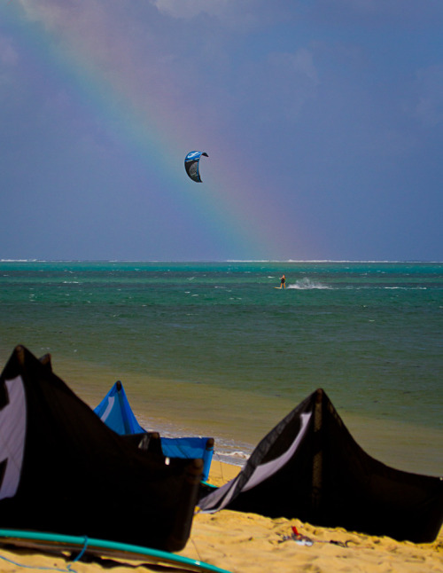 Rainbow kitesurfing