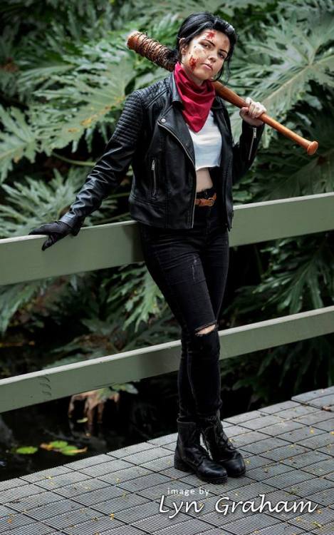 Female Negan cosplay, photographer: Lyn Graham.