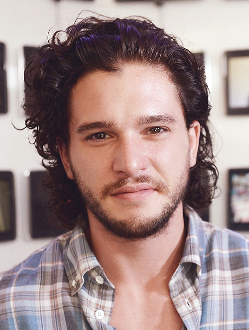gameofthronesdaily:  Kit Harington at SDCC ‘13 