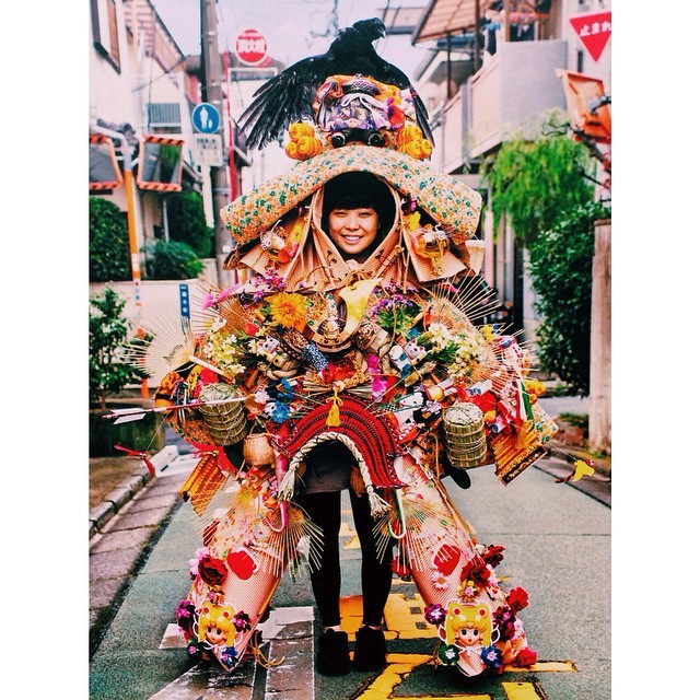 #Japanese #StreetStyle #fashion to its core. Loving all the fashion adventures captured by @theselby inside the “Fashionable Selby”!! #LOVE #streetfashion #international #ToddSelby #photography #inspiration #creative #book