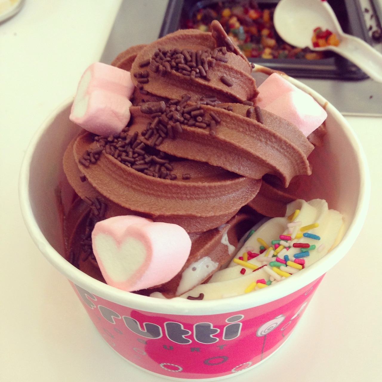 beautiella:  beautiella // ask me to check out your blog, i need blogs to follow 