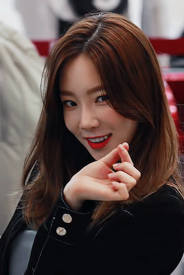 taeyeondreamer: 2018 May.  SORRY guys for not being active anymore ! I’m back 💖