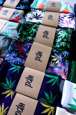 weedporndaily:  We ship weed socks worldwide!400ft