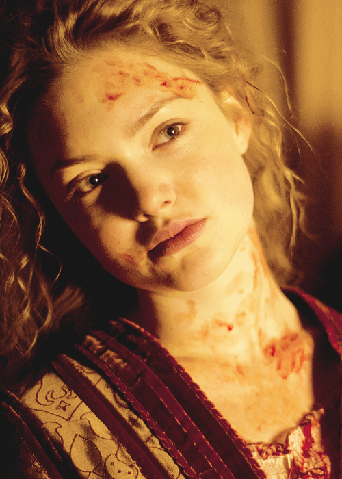 hollidaygraingerfan:Lucrezia S3E10