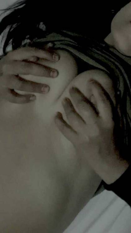 raj-simran: Guess…. What I Am Going To Do…#Simran Reblog for part… 2 #hot #sexy #indian #desi #wife 