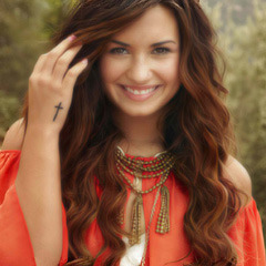 lovattolatte:Demi Lovato icons. Use? Like, reblog or credit me on twitter: @HotChocolattex3.