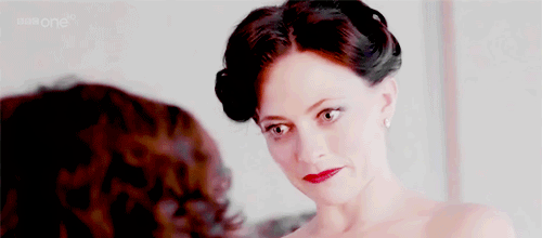 Lara Pulver Lara pulver, Lara, Pretty hairstyles