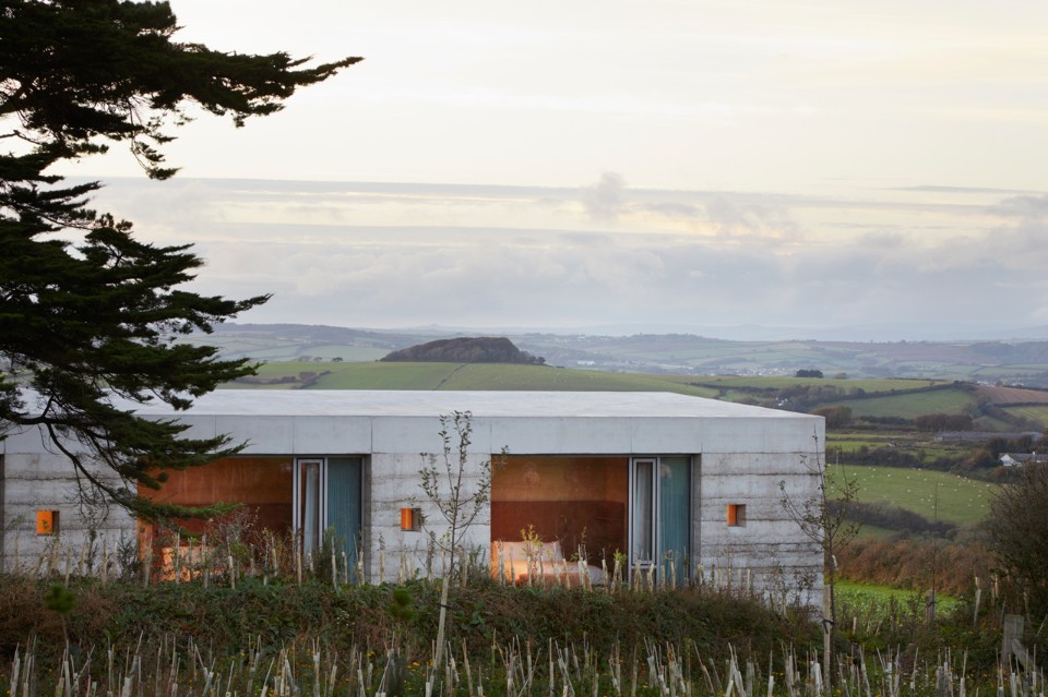 architorturedsouls:  Secular Retreat / Peter Zumthorph: Jack Hobhouse/Living Architecture