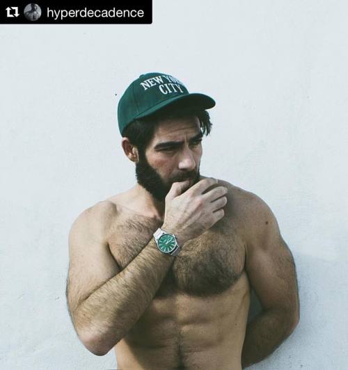 scruffy JIZZ monkey!