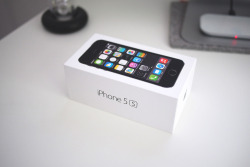 blazepress:  We’re giving away an iPhone 5S! Just reblog and follow BlazePress to enter. Winner will be messaged so make sure to keep your inbox open. Giveaway ends on 30th of May. 