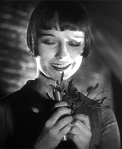 dialnfornoir:Louise Brooks (November 14, 1906 – August 8, 1985)