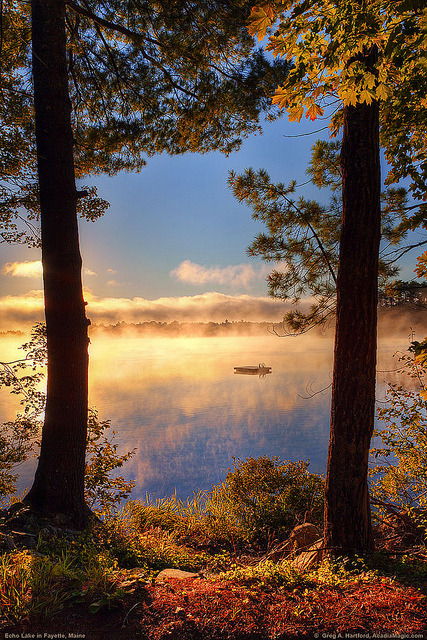 fantazum:  Morning Mist on Echo Lake by Greg from Maine on Flickr.