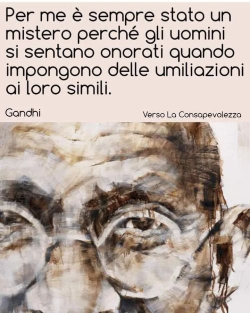 “Io parlo a tutti nello stesso modo, sia esso lo spazzino o il rettore dell'università.”
Albert Einstein.
https://www.instagram.com/p/Cev26M7omxf/?igshid=NGJjMDIxMWI=