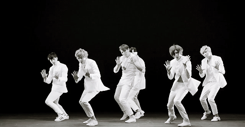  U-Kiss' She's Mine    