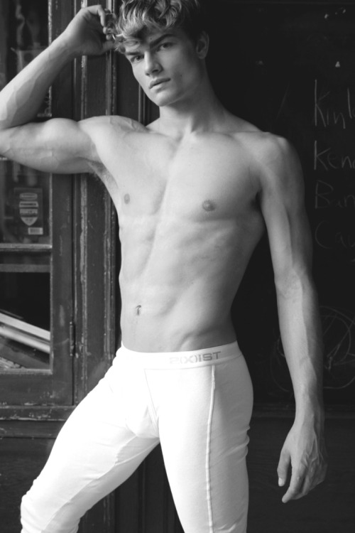 bambam62:  Aidan Anderson by James Thor